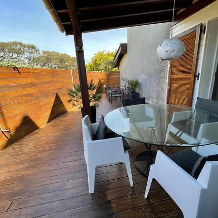 Villa Patio Seignosse: Beachfront Forest Retreat With Shared Pool *